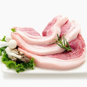 에이징그라운드 흑돼지 쫀삼겹 500g X 1팩 (5,870원/4,000원)