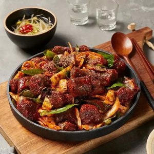 쿡솜씨 깻잎매콤순대볶음 밀키트 2인(5,890원/조건부무배)