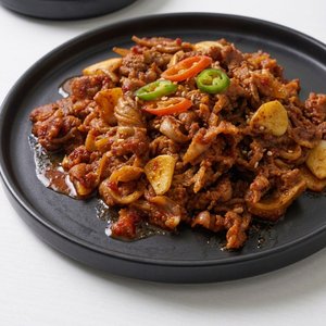 국내산 매콤 오돌뼈 300g3 + 닭갈비 300g3 (18,900원/무배)
