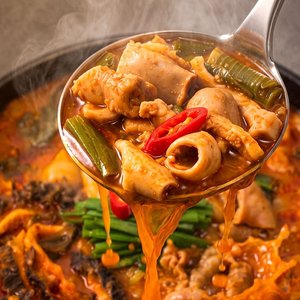 옥구촌 한우 곱창전골 800g 1+1 (11,997원/무료)