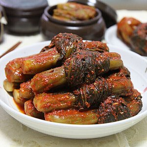 국내산 돌산갓김치 1.5kg (8,800원/무배)