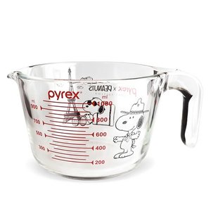 파이렉스 스누피 내열유리 계량컵 (9,570원)