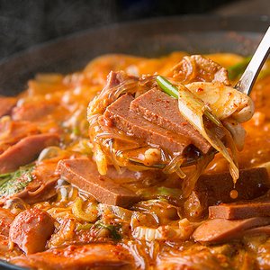 햄폭탄 부대찌개 500g x 5개 (20,900원 / 무료)