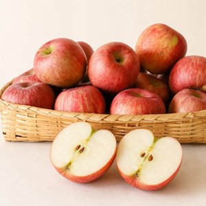 2026 첫 수확 홍로사과 중소과 2kg (8,790원 / 무료)
