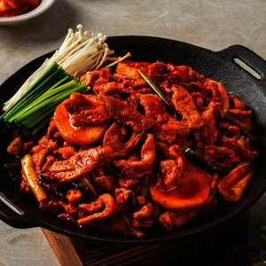 오리주물럭 고추장 1팩 + 1팩 680g 2팩 (21,420원/무료)