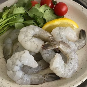 칵테일새우 21-25 900g x 2개 (29,900원/무료)