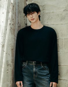 지오다노 남자 코튼 라운드넥 무지 긴팔 티셔츠 (8,000원) (무료)