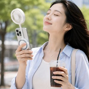 휴대용 손 선풍기 bldc모터 맥세이프 부착 (9,900원/무료)