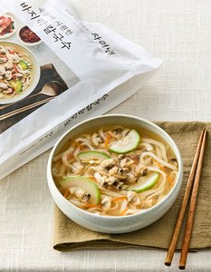 차려낸 국밀이 시원한 바지락 칼국수(4인분) (10,050원/무료)