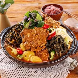 어촌시래기 시래기감자탕 3~4인세트 3.2kg내외+라면사리 (16,680원/무료)