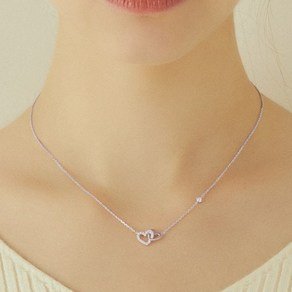 제이에스티나 여성용 더블 하트 목걸이 + 쇼핑백 + 케이스 + 메시지카드 (53,730원)